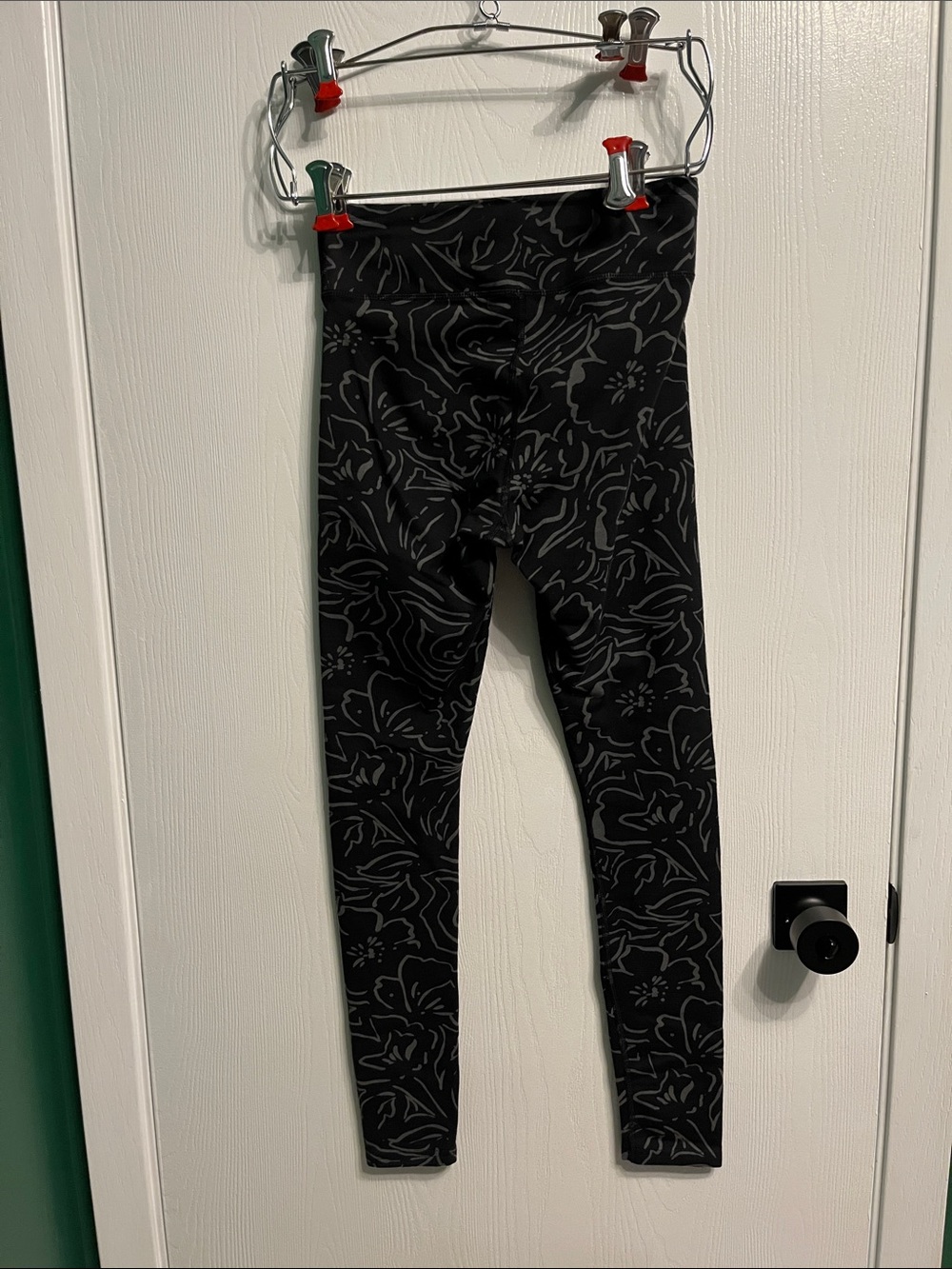 Pact 90% organic cotton gray and black leggings - Picture 3 of 6